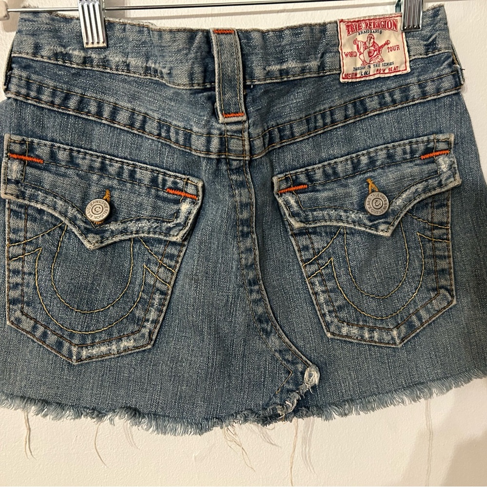 True Religion women’s mini jean skirt, size 4 (27) - Picture 3 of 5